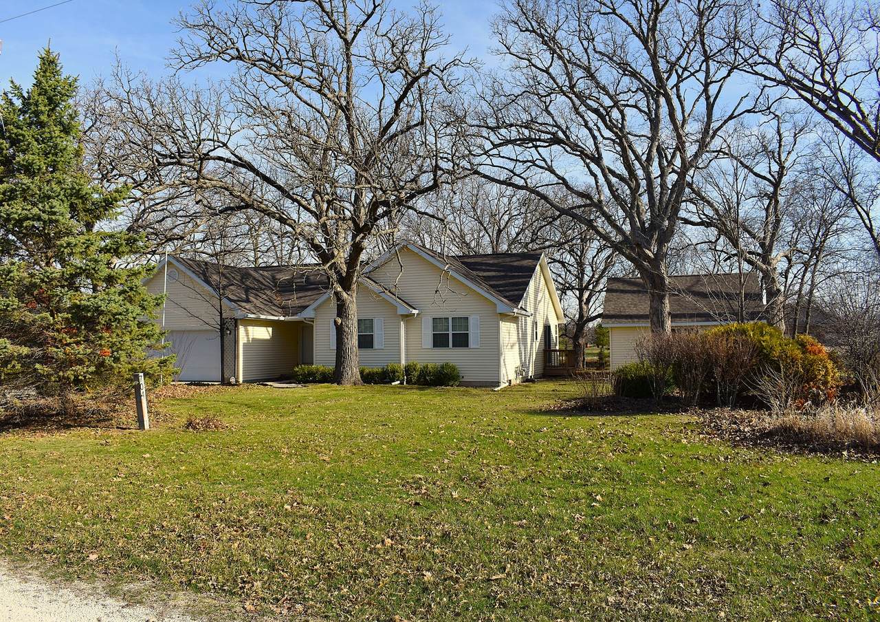 106 Chickasaw Lane - Photo 1