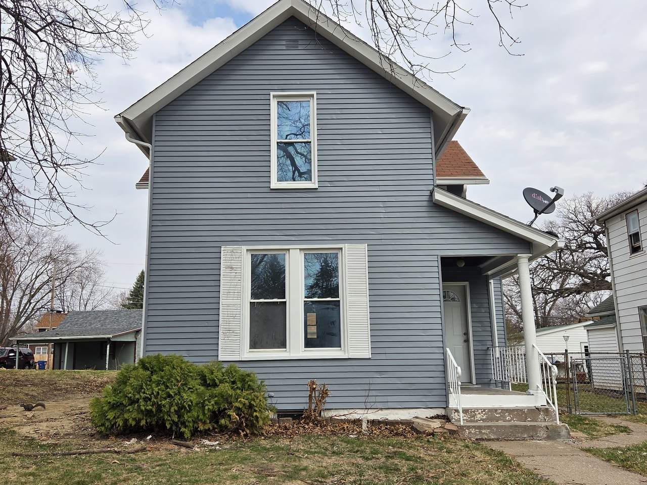 916 14th Street - Photo 1