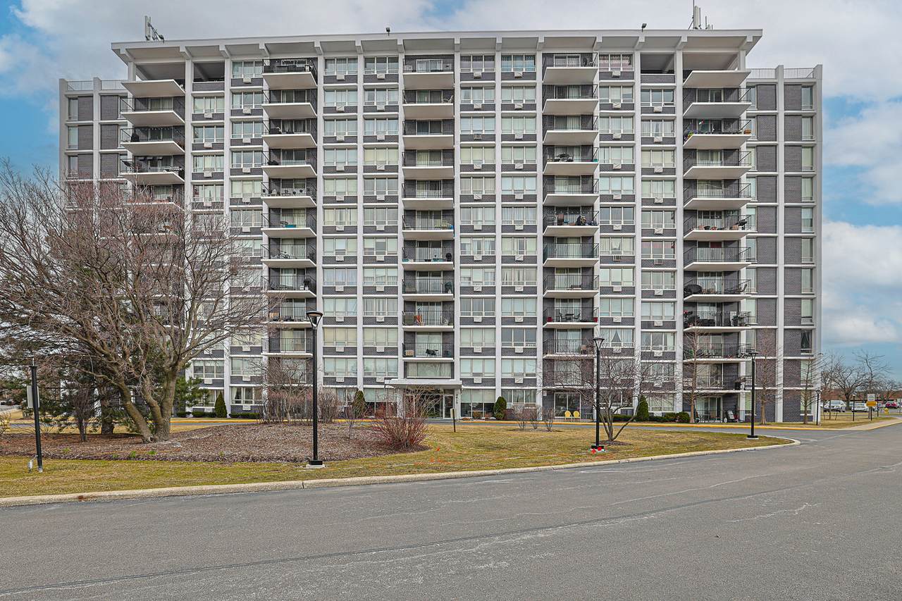 8815 Golf Road - Photo 1