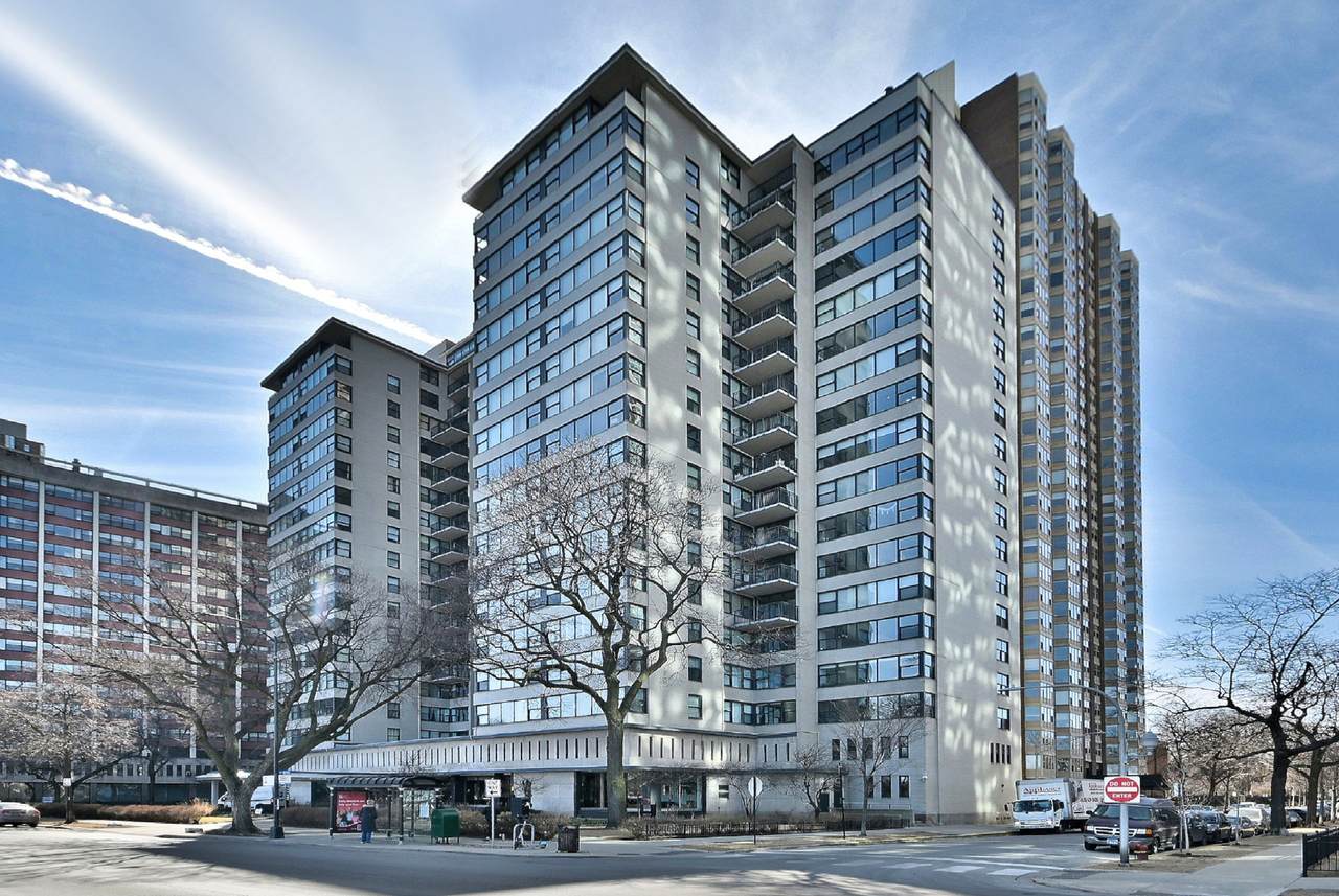 3440 Lake Shore Drive - Photo 1