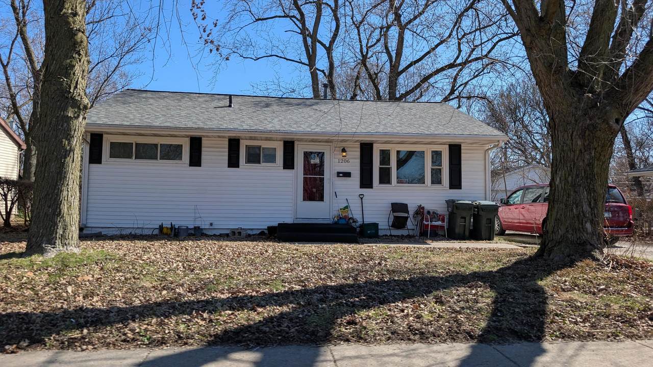 1206 Lincoln Avenue - Photo 1