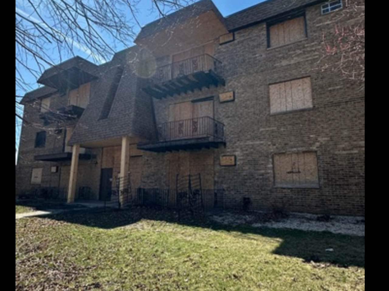 5700 128th Street - Photo 1