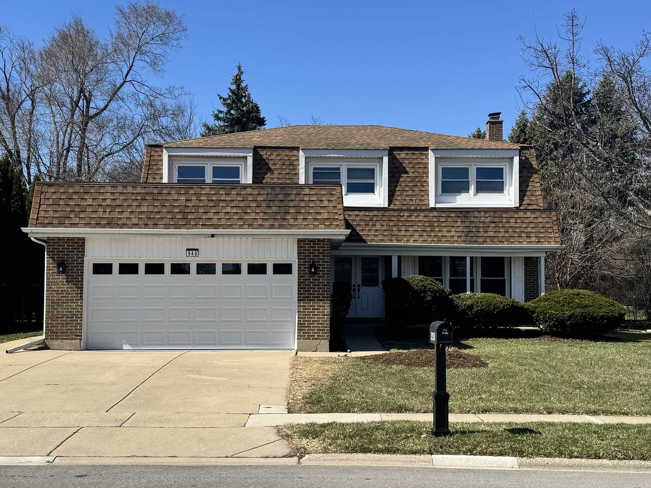 940 Tanglewood Drive - Photo 1
