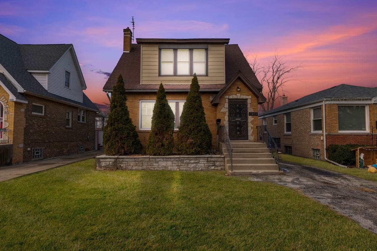 1908 23rd Avenue - Photo 1