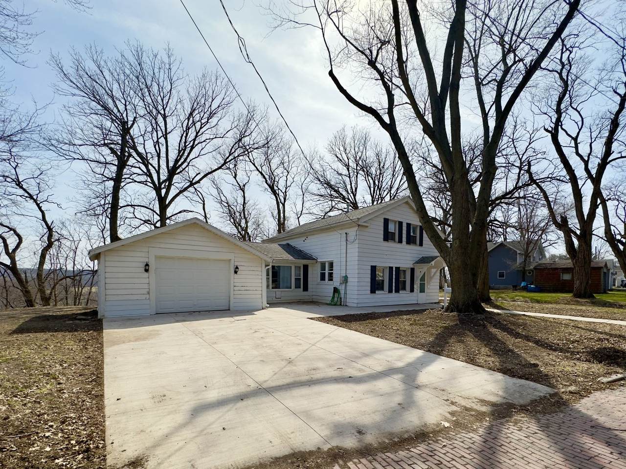 1704 Main Street - Photo 1