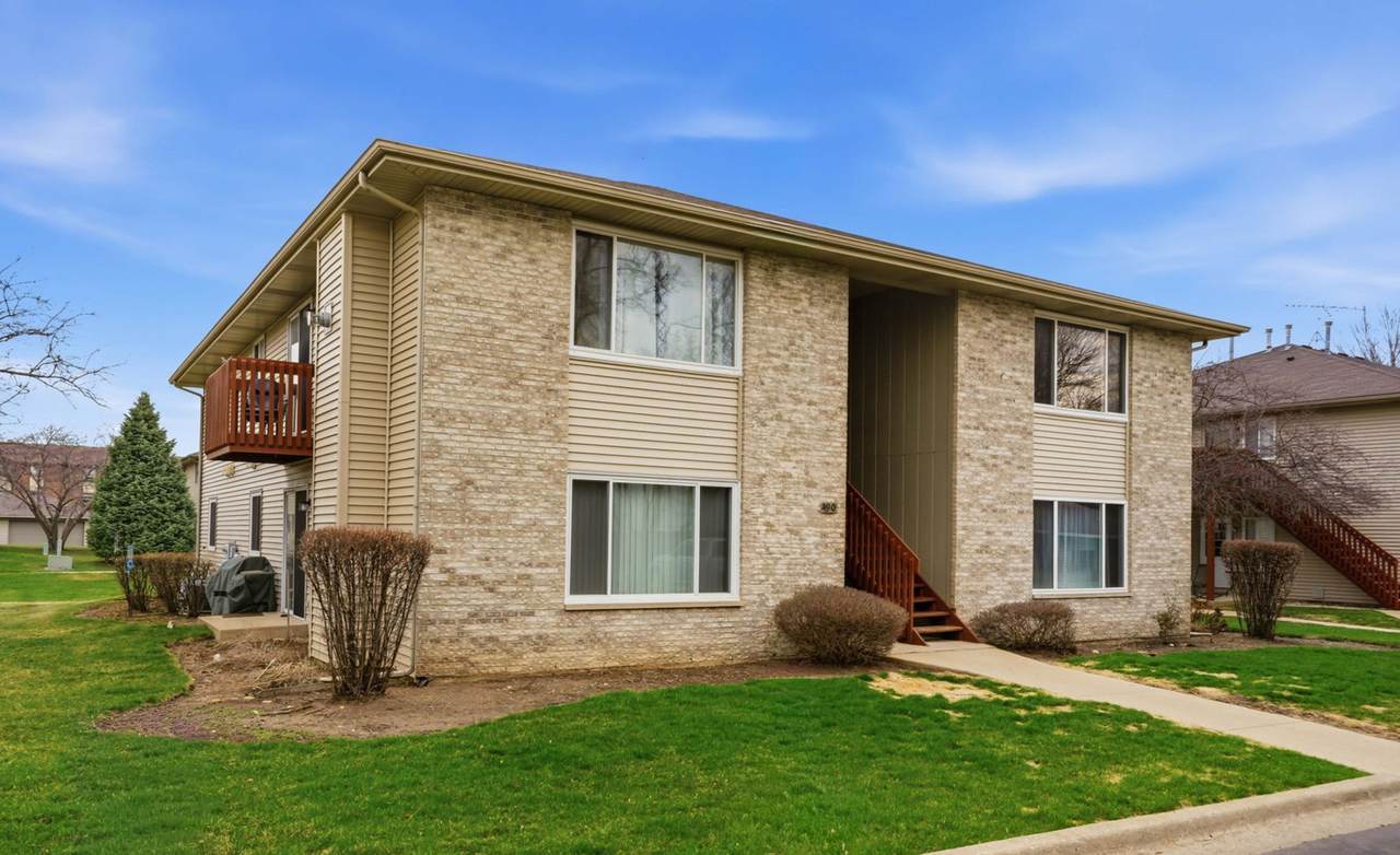 490 Westwood Court - Photo 1