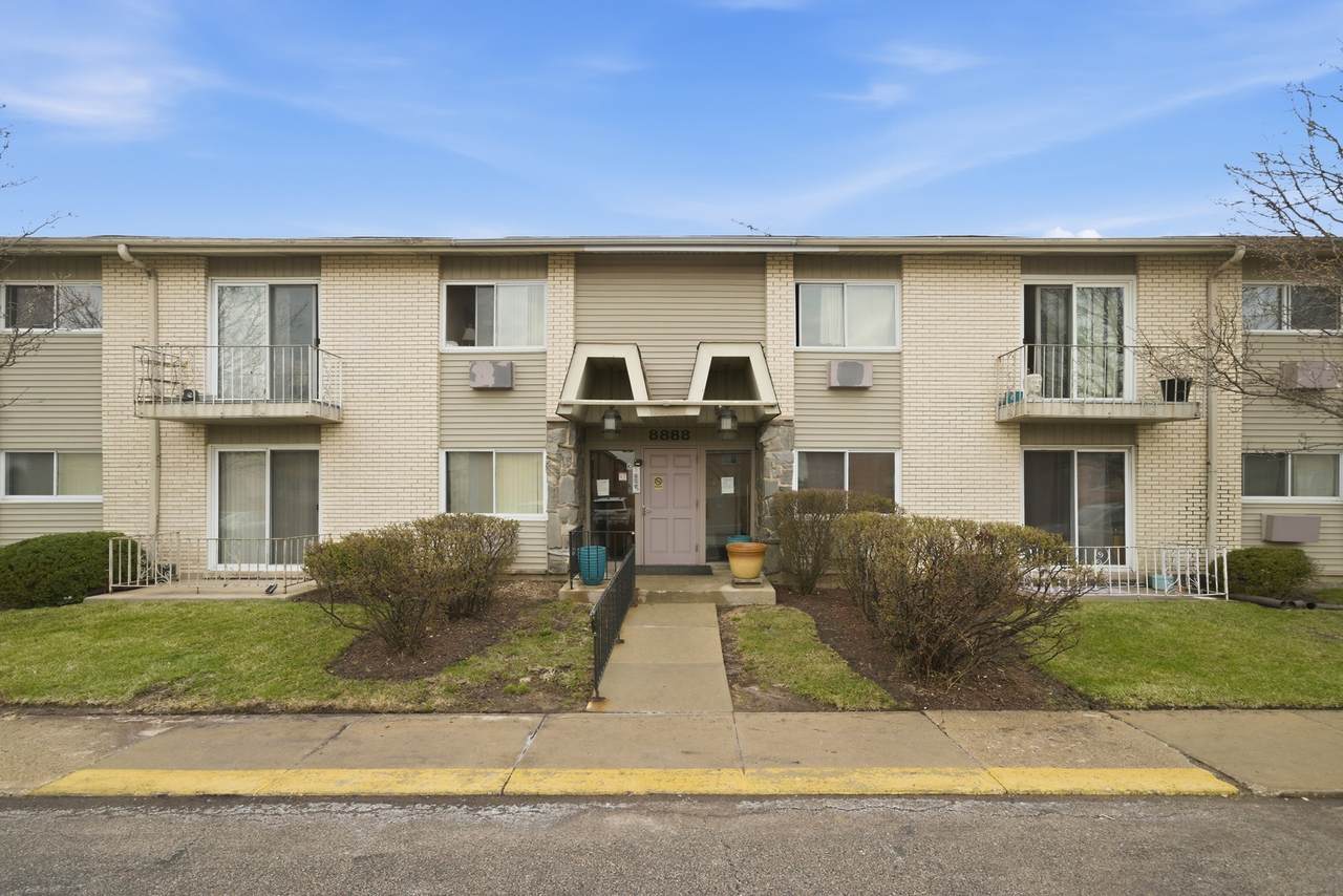 8888 Steven Drive - Photo 1