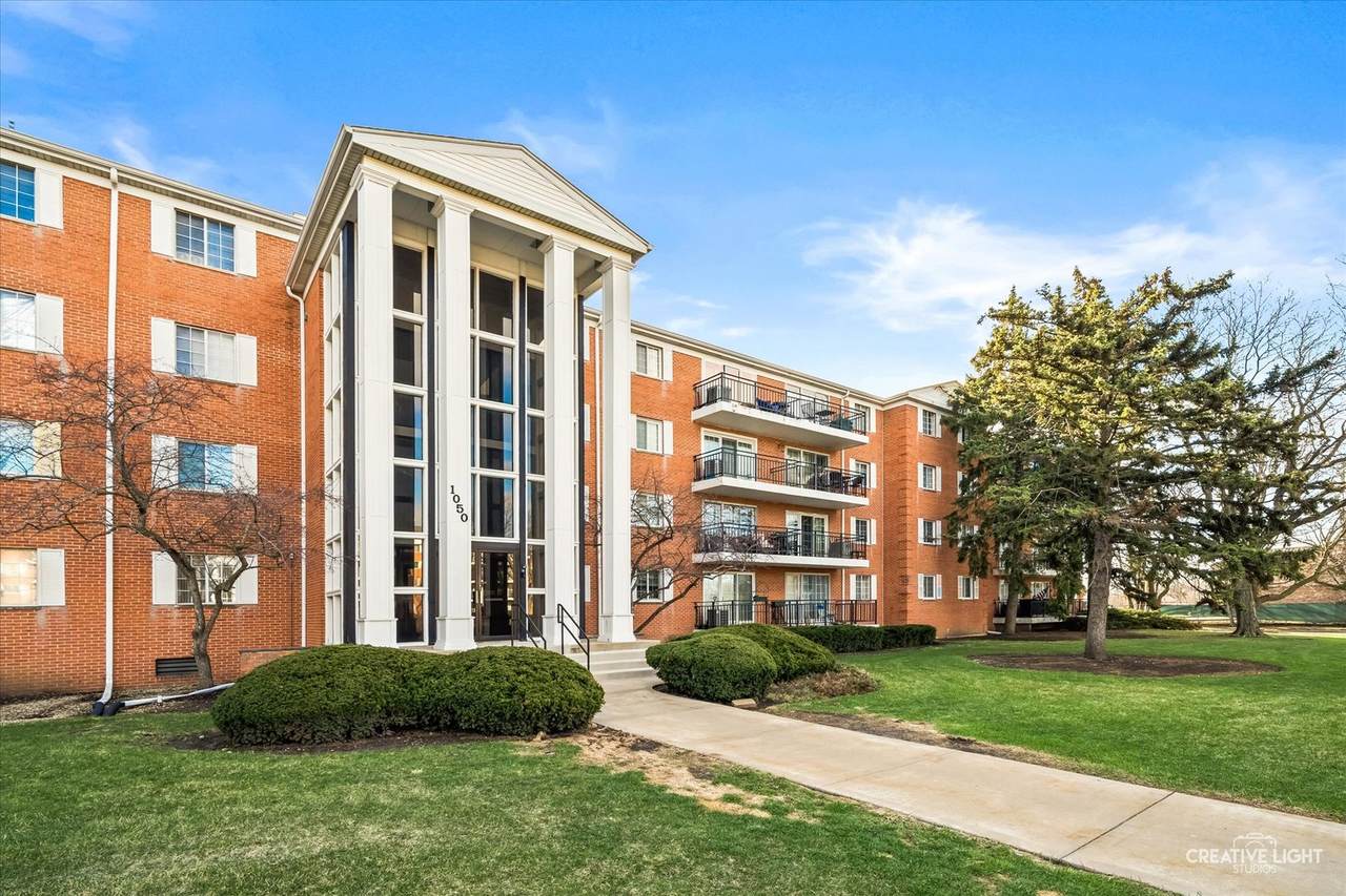 1050 Farnsworth Avenue - Photo 1