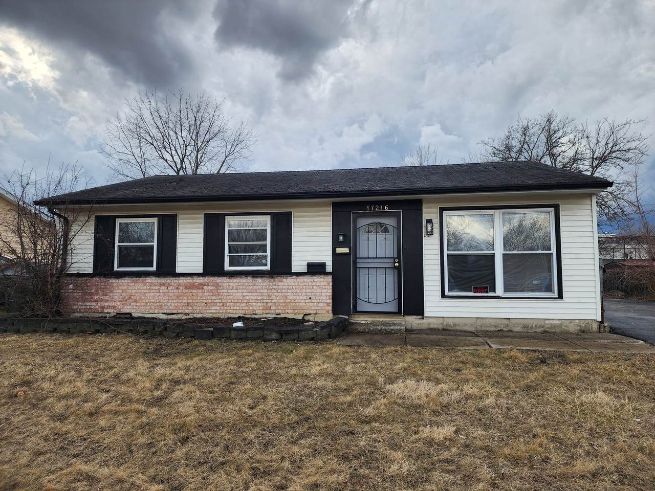 17216 Peach Grove Lane - Photo 1