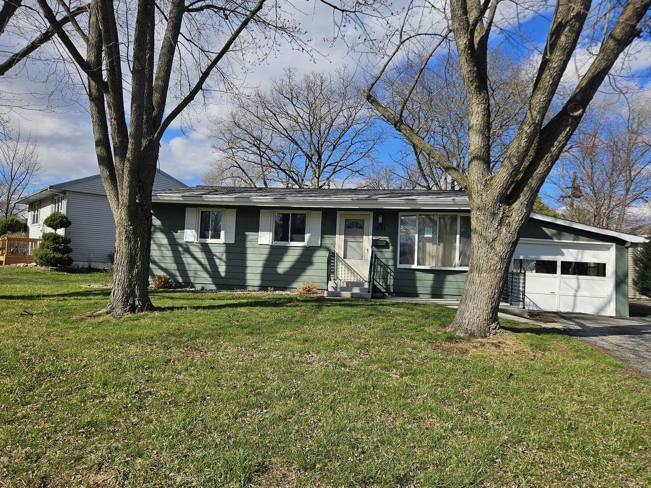 1801 Duane Boulevard - Photo 1