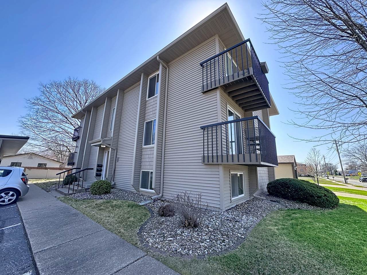 1816 53rd Street - Photo 1