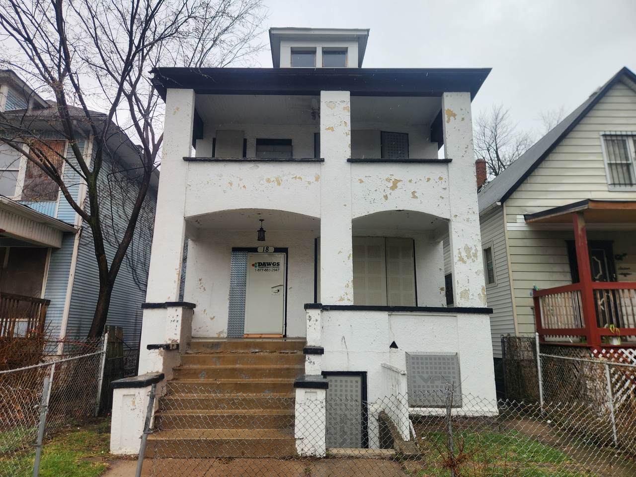 18 114th Street - Photo 1