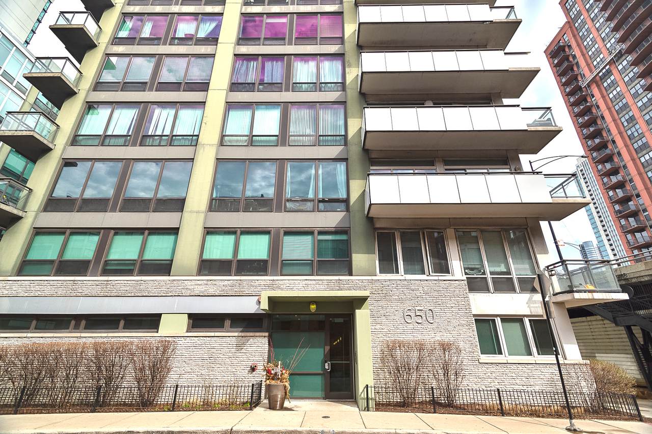 650 Wayman Street - Photo 1