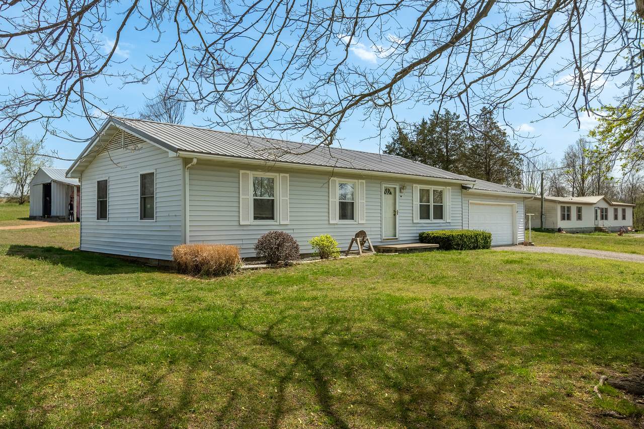 306 White Street - Photo 1