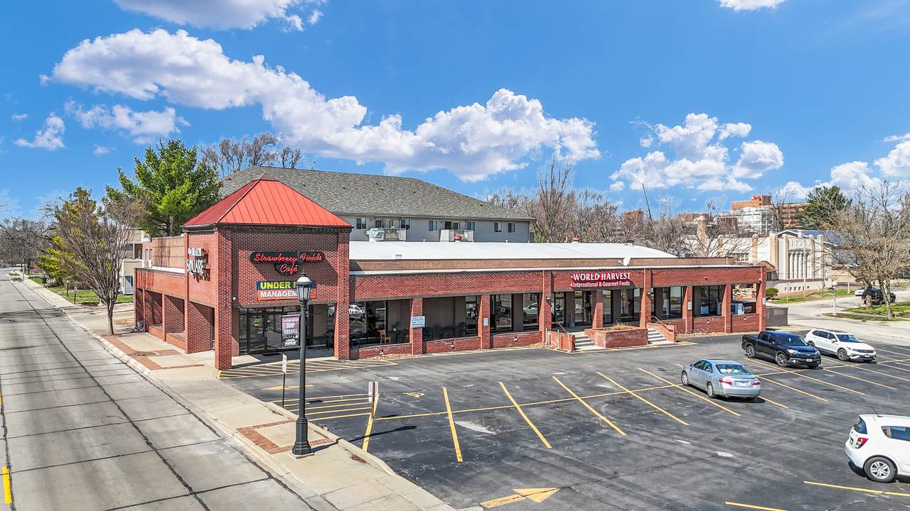 306 W Springfield Avenue - Photo 1