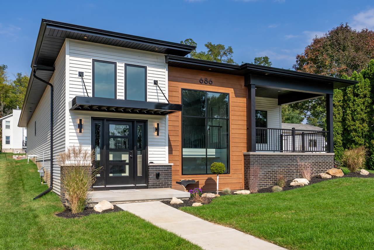 686 Jones Court - Photo 1