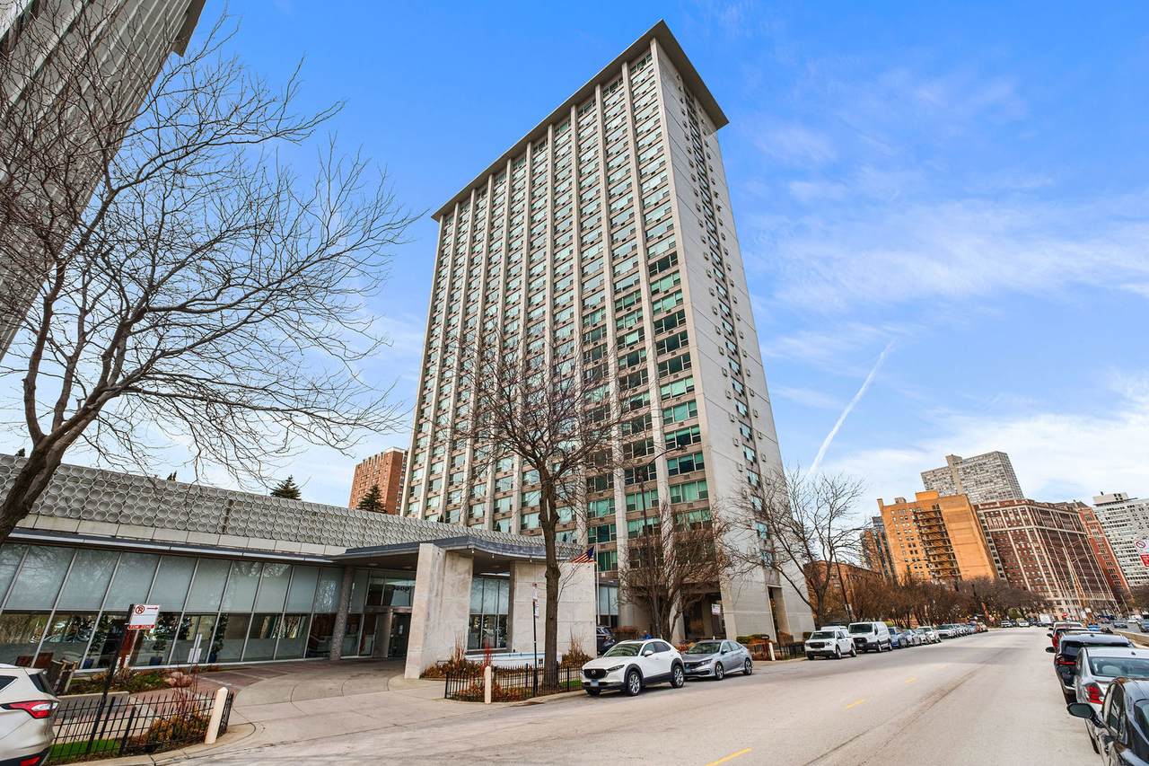 3600 Lake Shore Drive - Photo 1