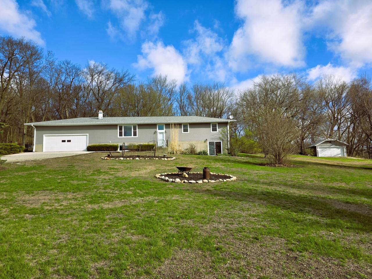 15510 Lomax Road - Photo 1