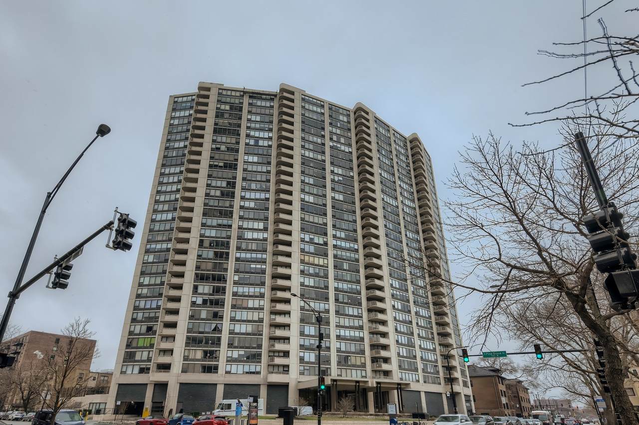 3930 Pine Grove Avenue - Photo 1