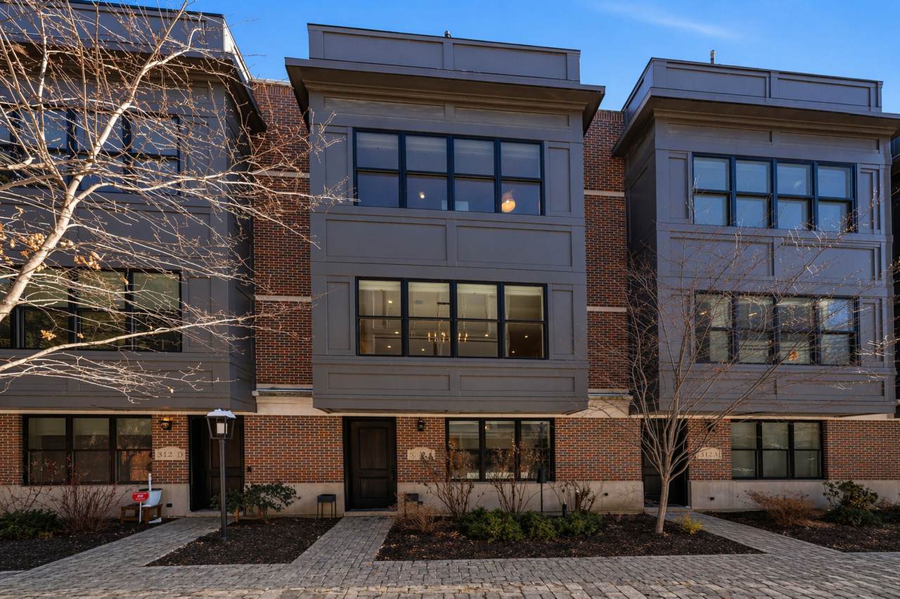 312 Cullerton Street - Photo 1