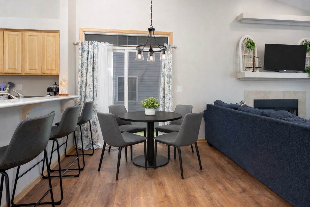2561 Ross Street - Photo 1