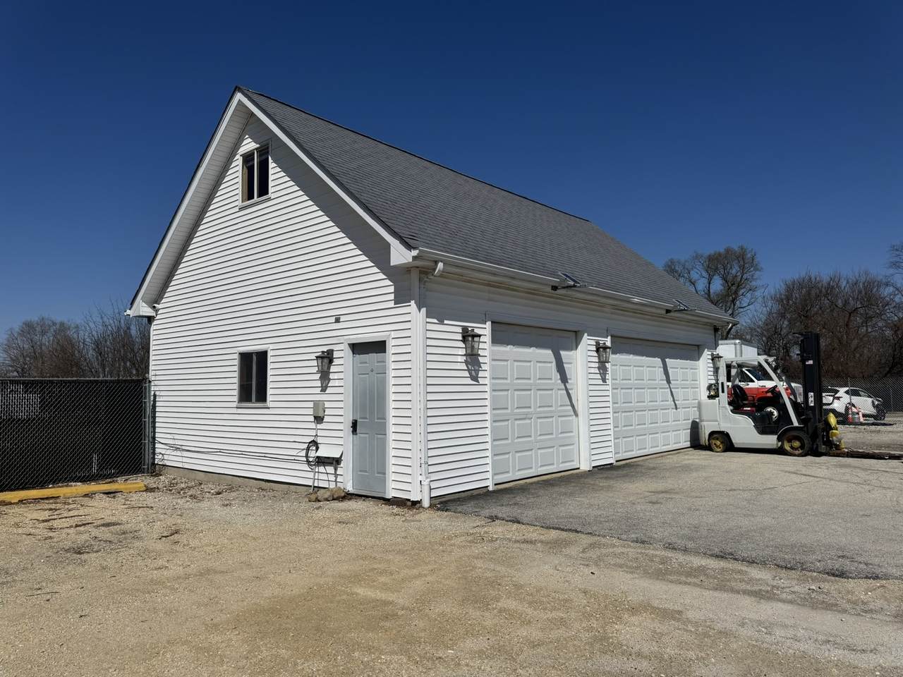 220 Keyes Avenue - Photo 1
