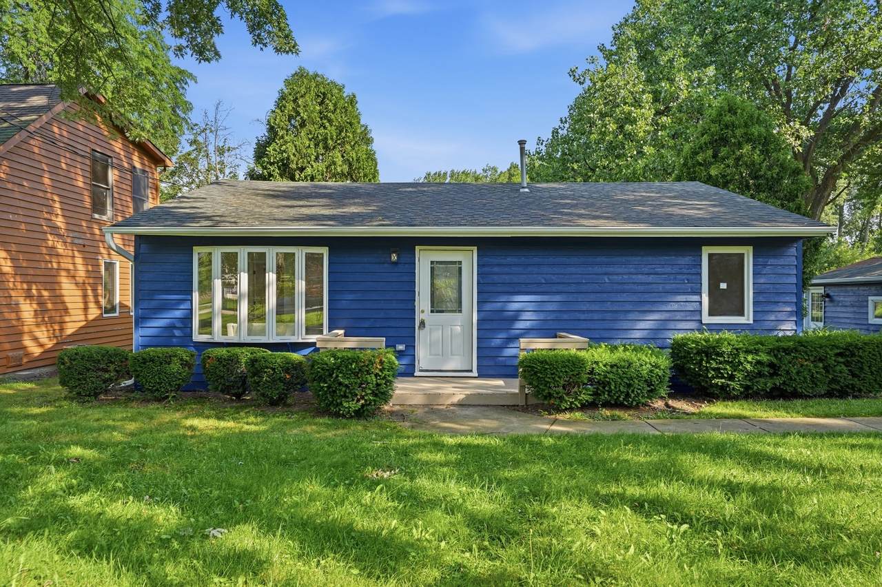 2804 Russett Road - Photo 1