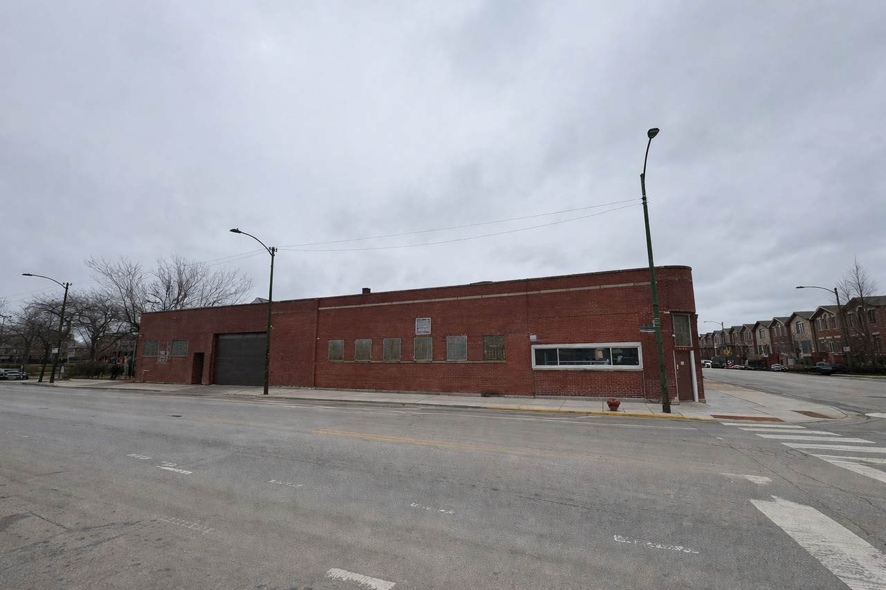 4165 Emerald Avenue - Photo 1