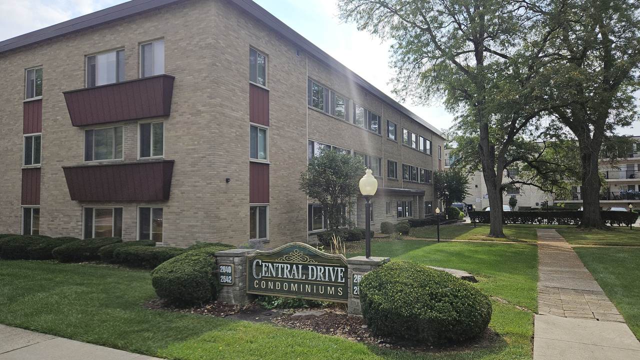 2640 Central Drive - Photo 1