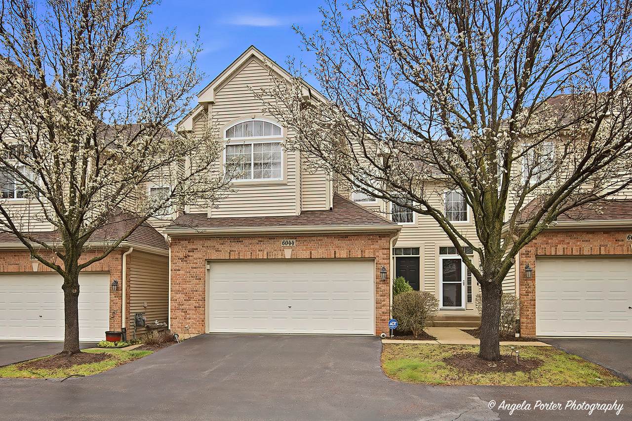 6044 Canterbury Lane - Photo 1