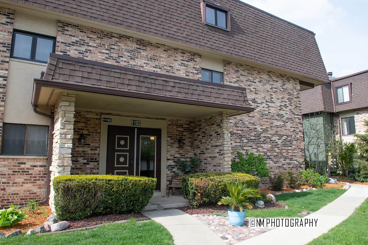 9182 South Road - Photo 1