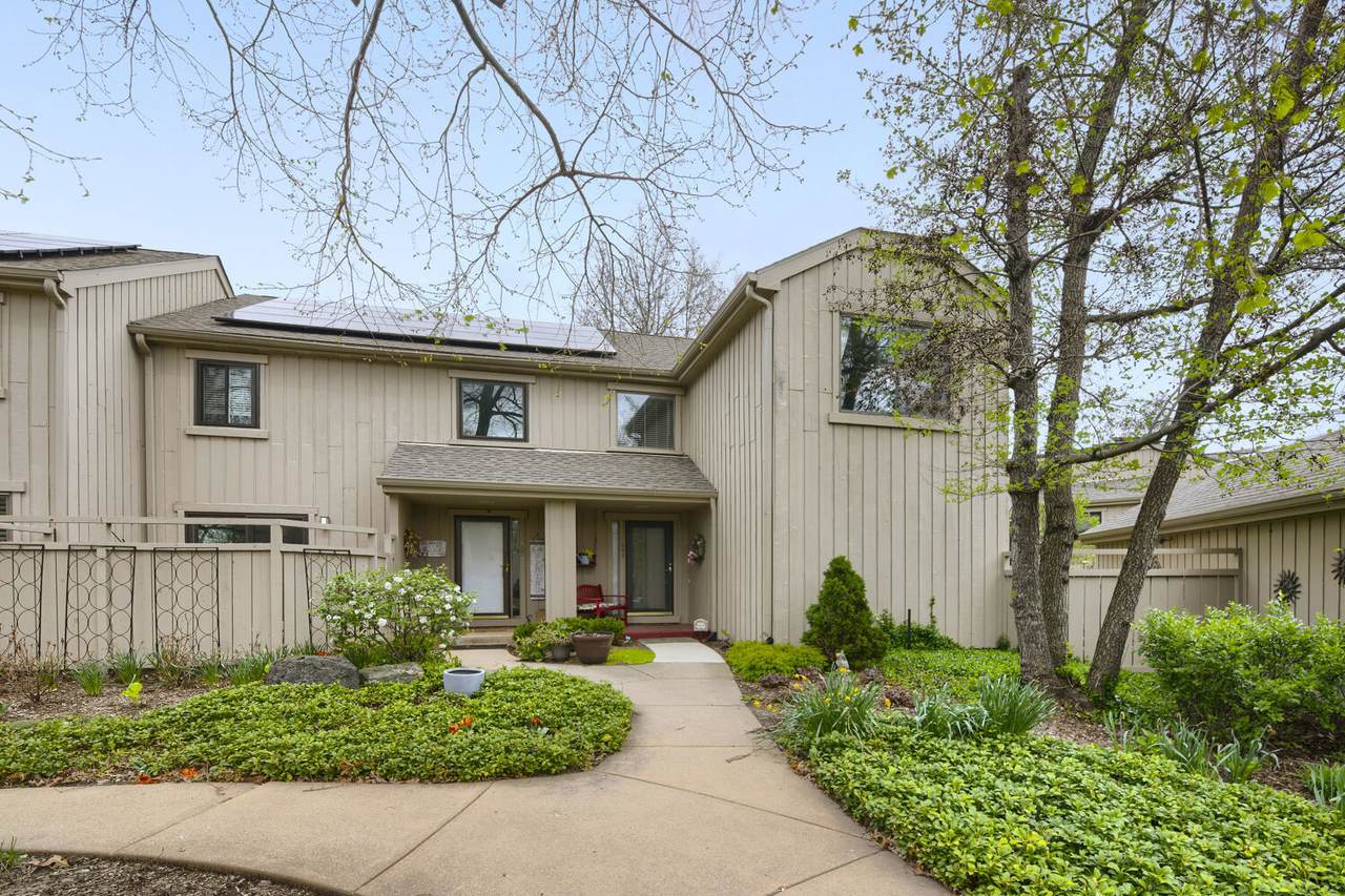 561 Old Barn Road - Photo 1