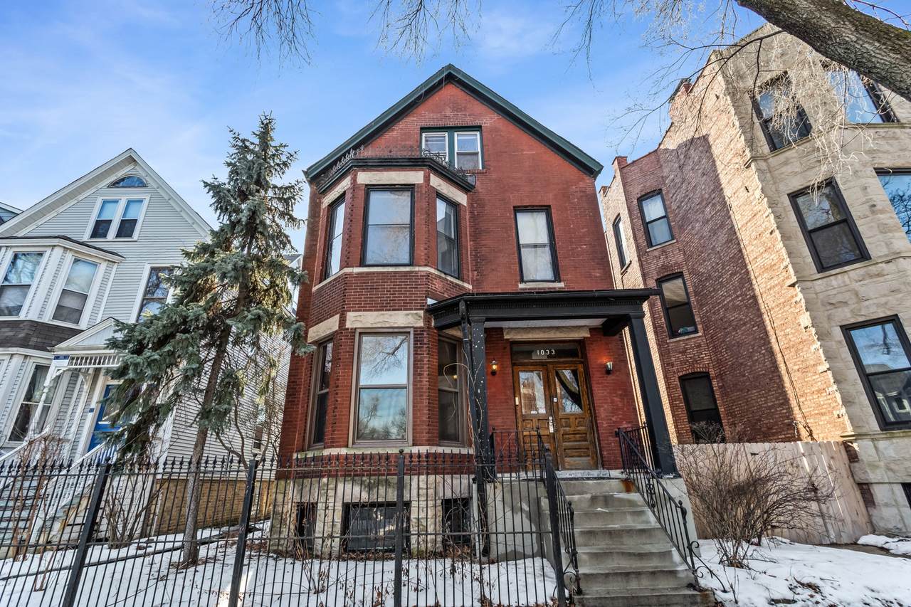 1033 Wellington Avenue - Photo 1