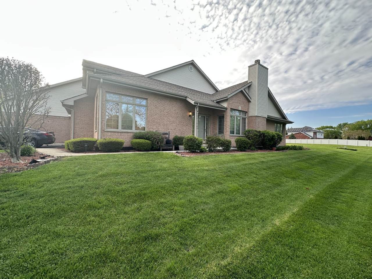 6620 Pond View Drive - Photo 1