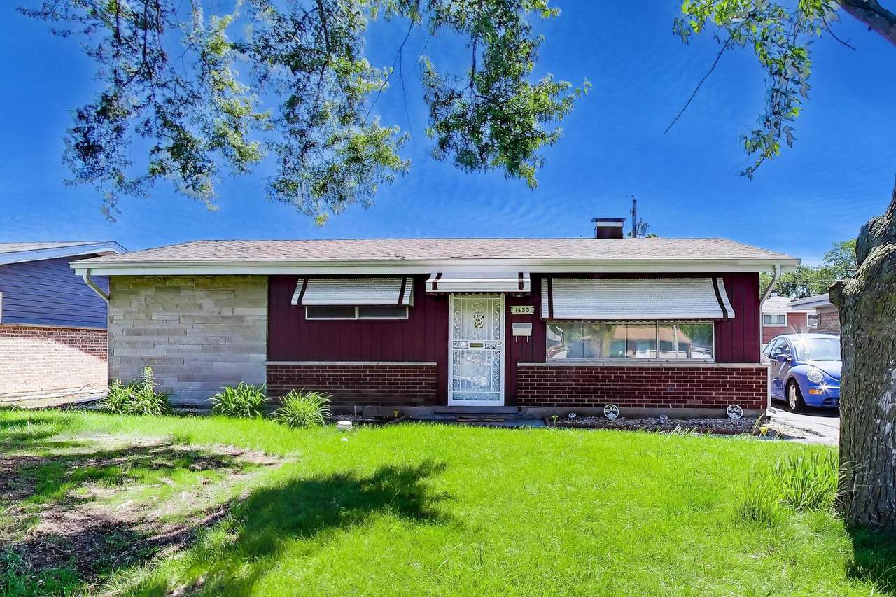 1455 Burnham Avenue - Photo 1