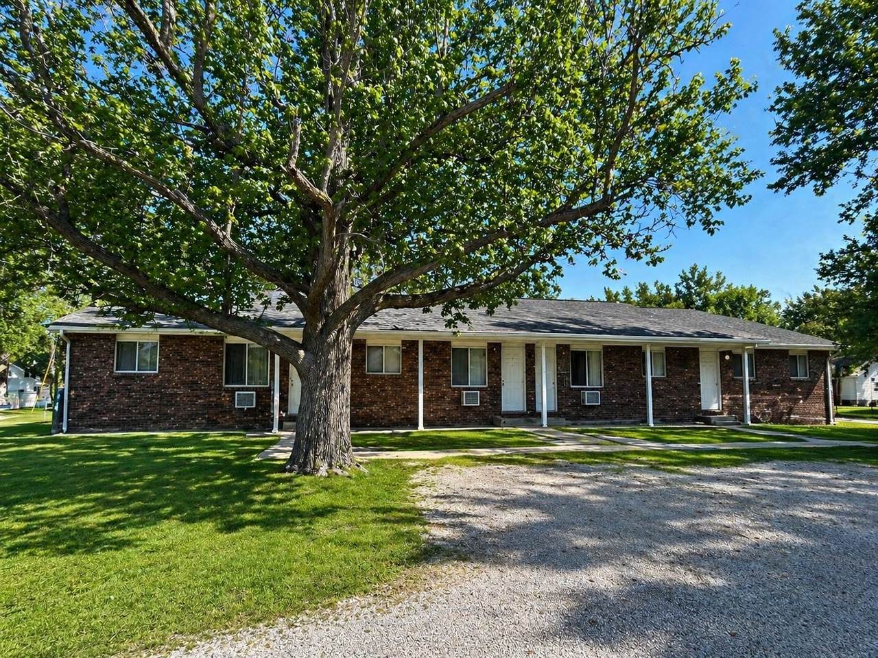 404 Main Street - Photo 1