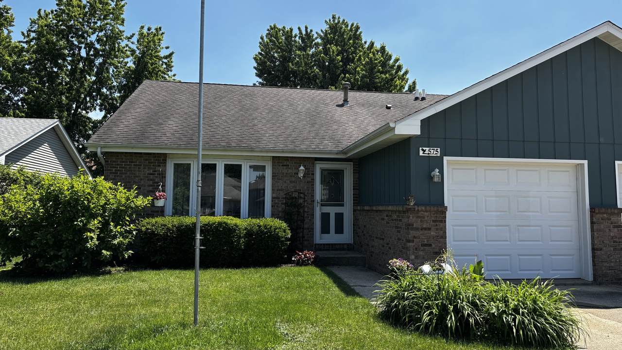 575 Elizabeth Drive - Photo 1