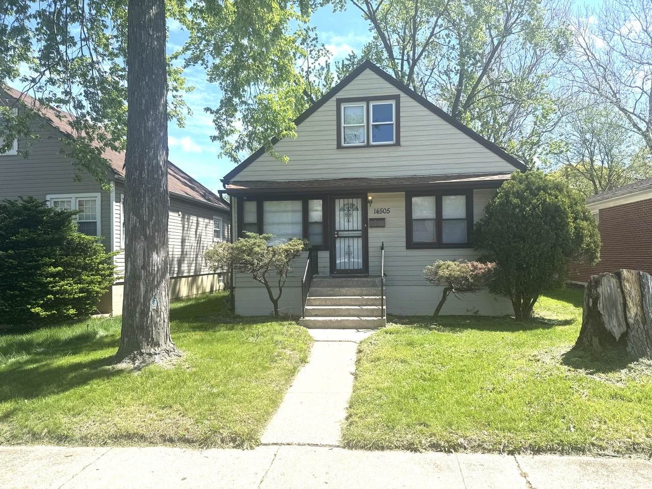 14505 Minerva Avenue - Photo 1