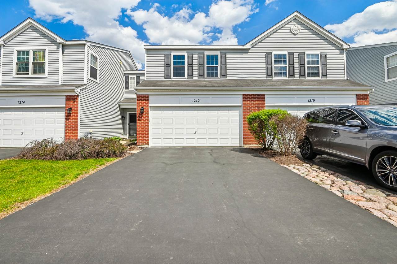 1212 Courtland Circle - Photo 1