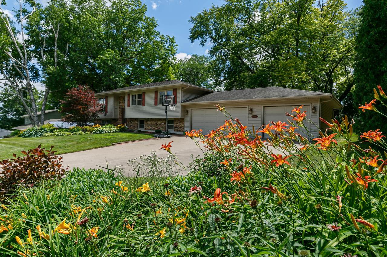 6319 Dodds Drive - Photo 1