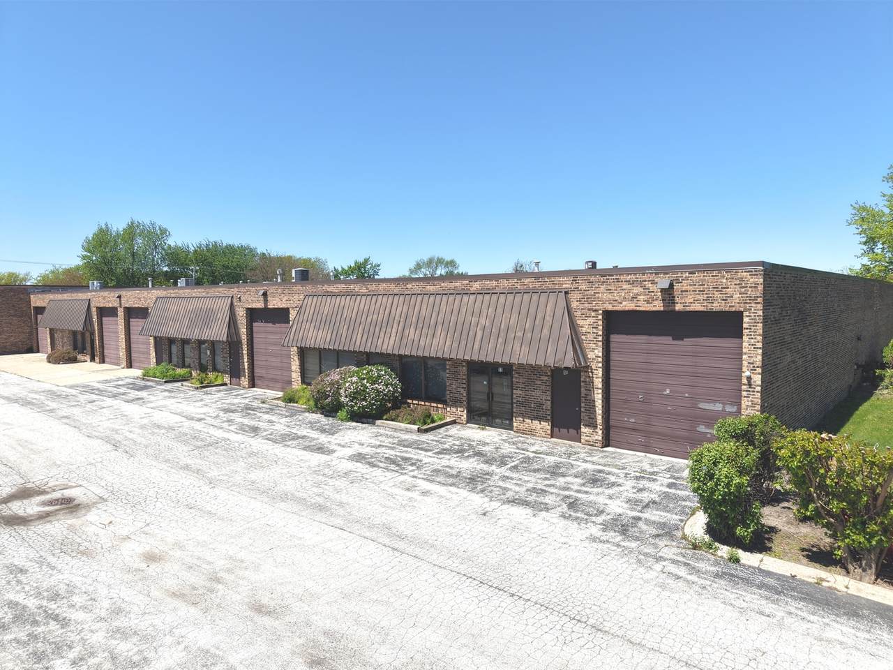 1598 Huntigton Drive - Photo 1