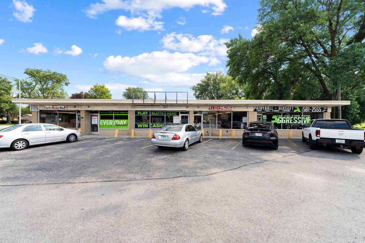 10341 Southwest Highway - Photo 1