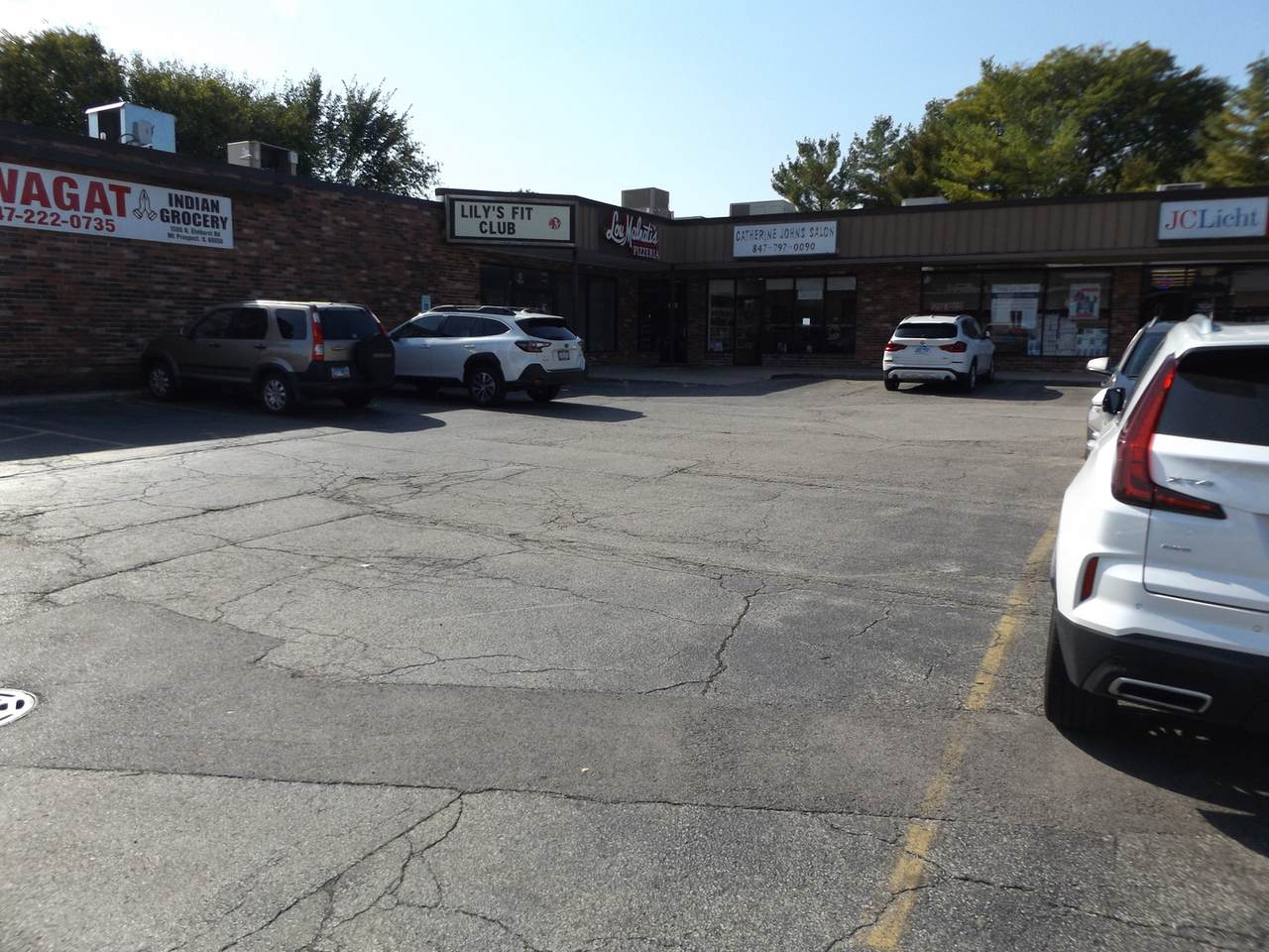 1502 Elmhurst Road - Photo 1