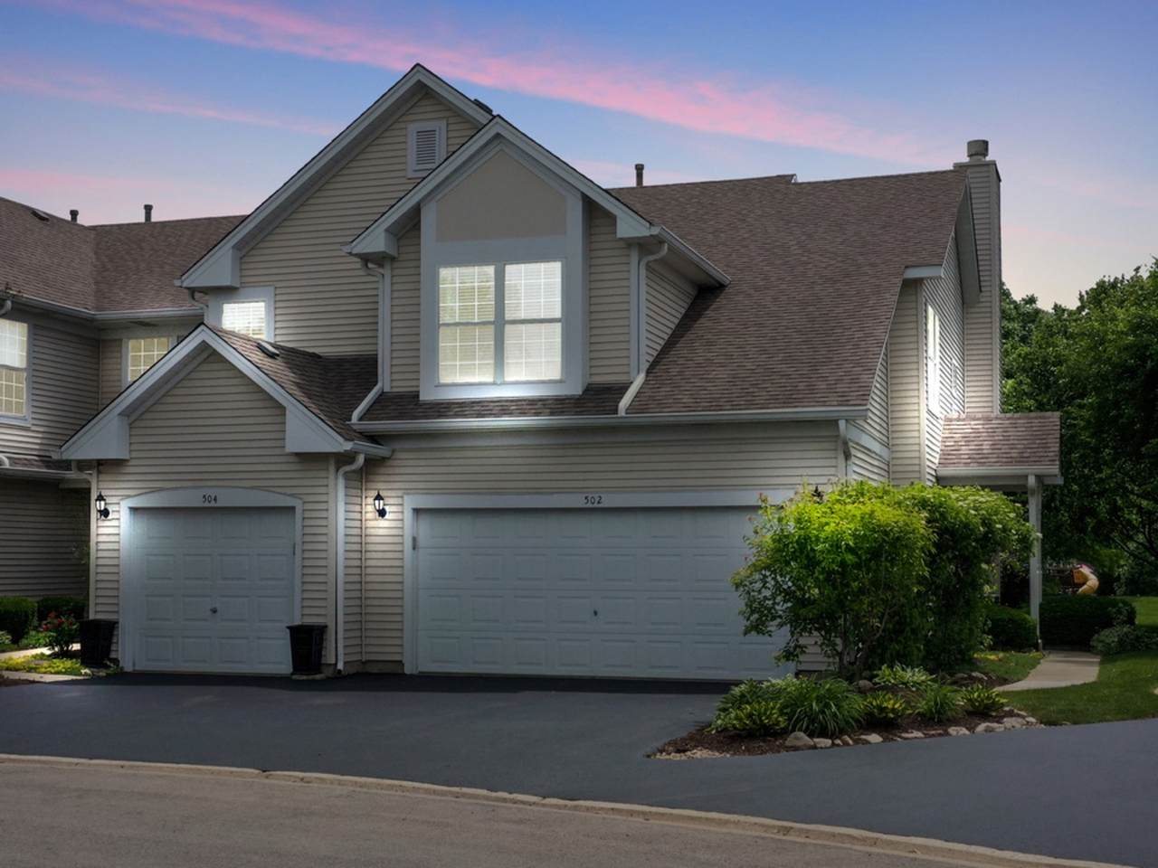 502 Hartford Court - Photo 1