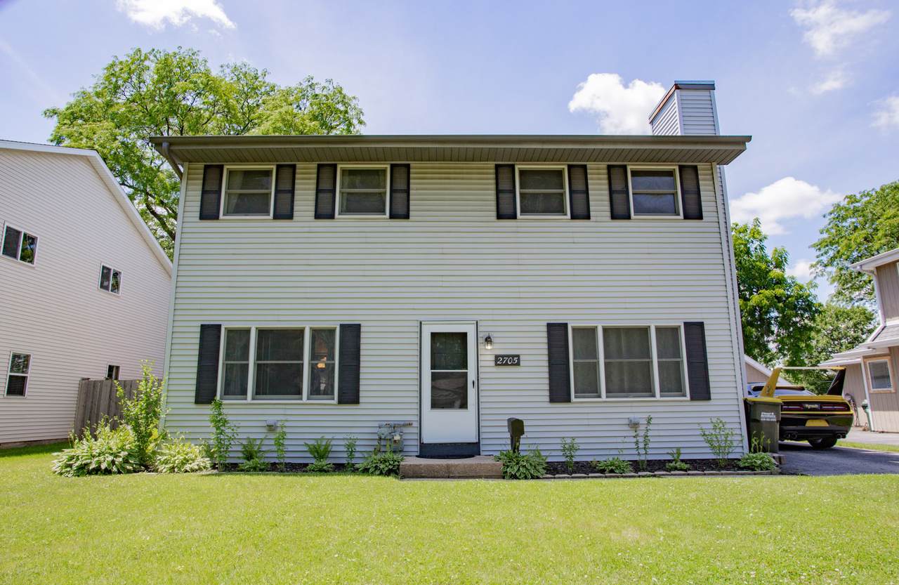 2705 School Drive - Photo 1
