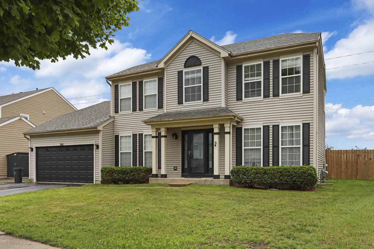 381 Warwick Lane - Photo 1