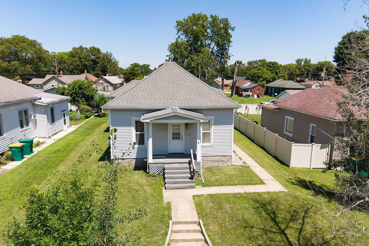 308 Lincoln Avenue - Photo 1