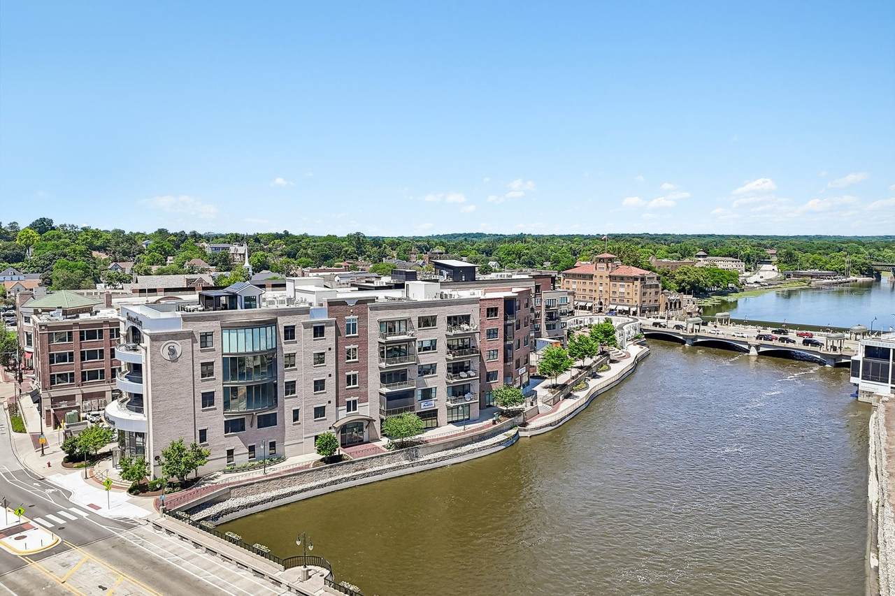 10 Illinois Street - Photo 1