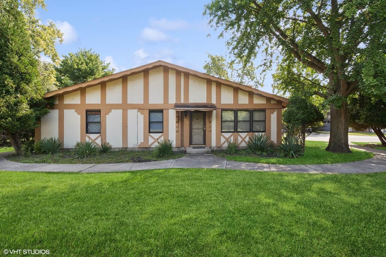 19128 Pine Drive - Photo 1