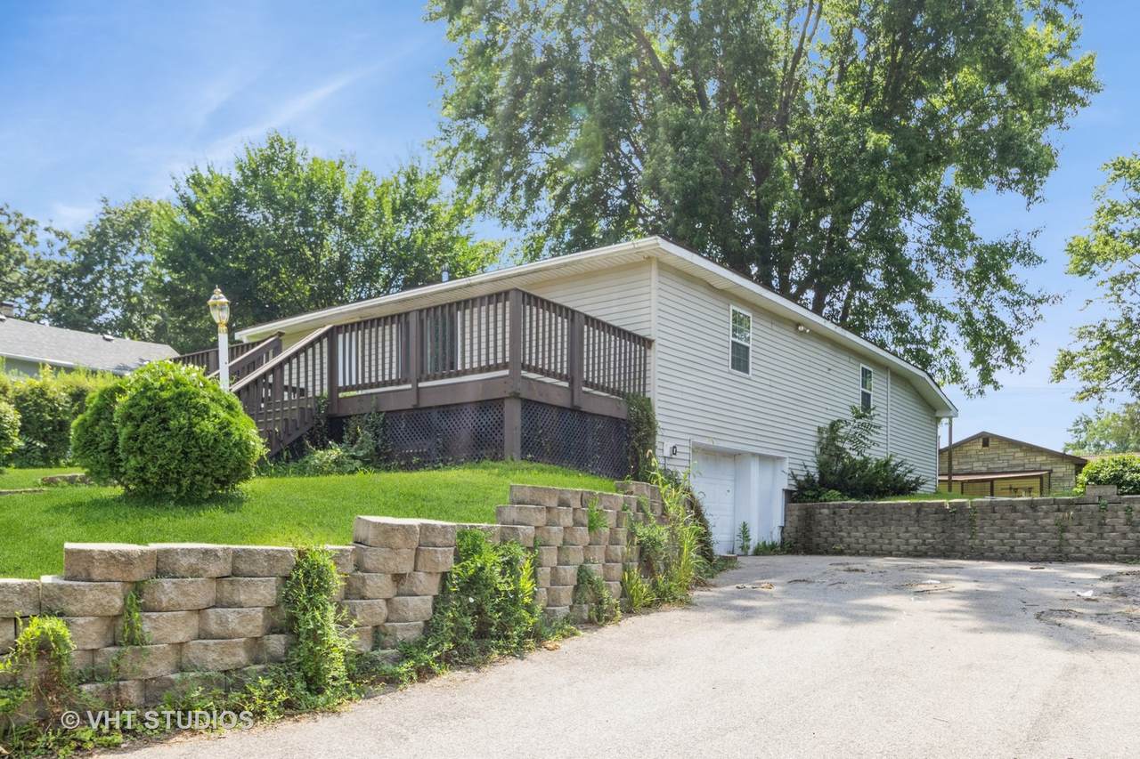 7919 Hill Drive - Photo 1